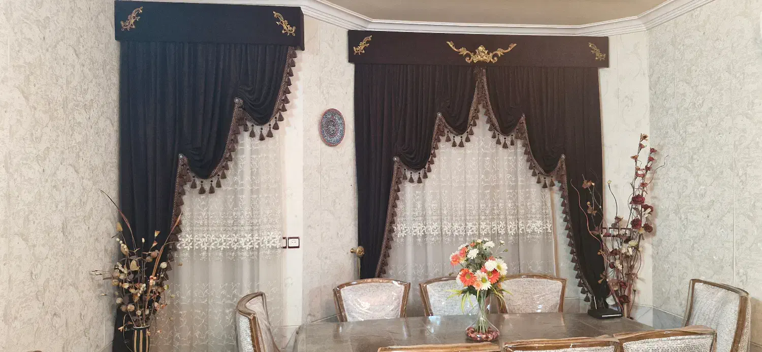 پرده سالن با حریر وساتن ودالبر|پرده، رانر، رومیزی|نی‌ریز, |دیوار