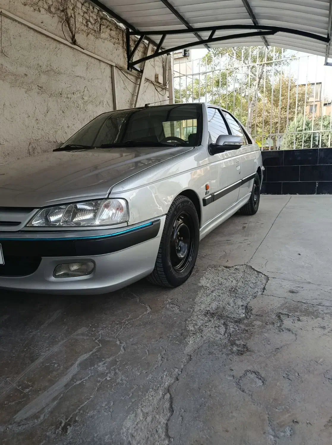 پژو پارس مدل 84|خودرو سواری و وانت|مشهد, اقبال|دیوار