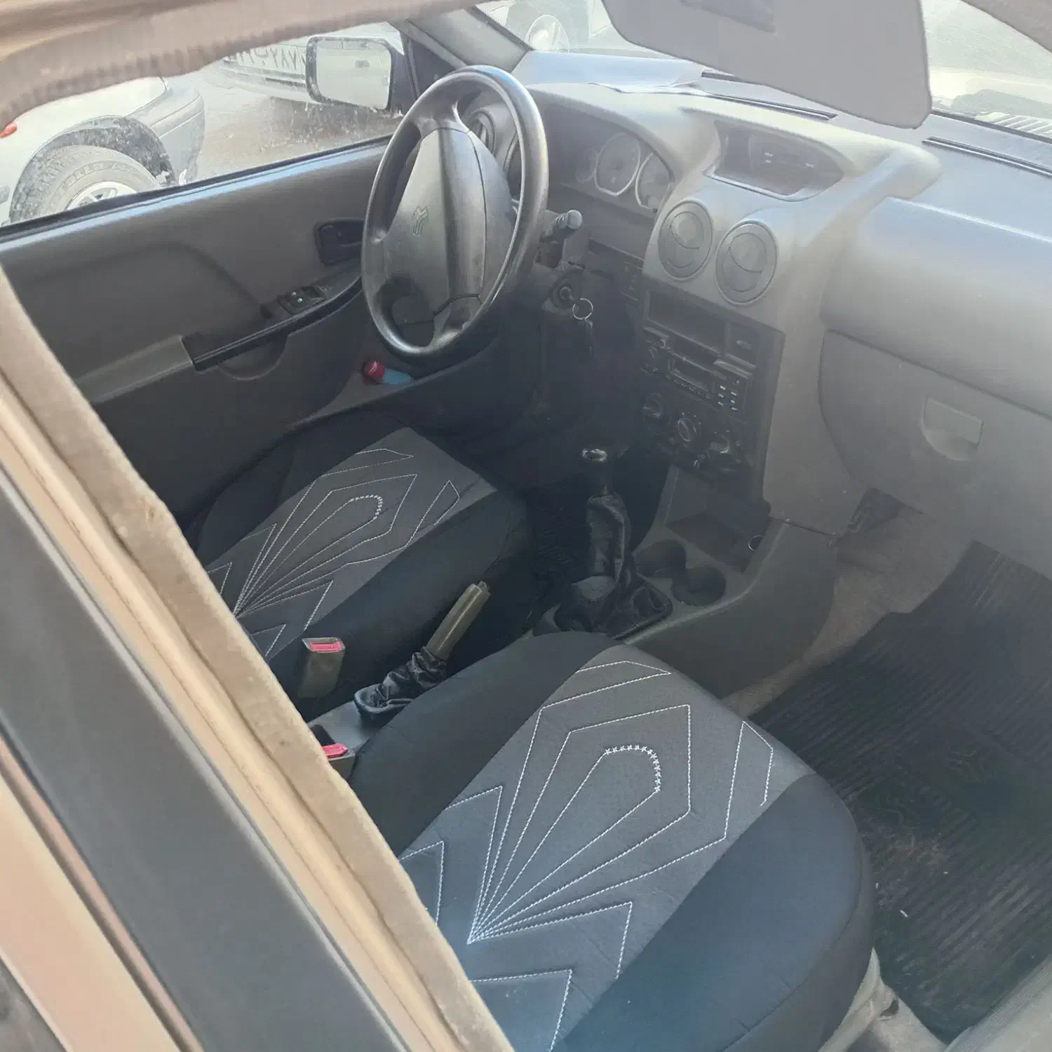 پراید ۱۳۱مدل ۹۰|خودرو سواری و وانت|سیرجان, |دیوار