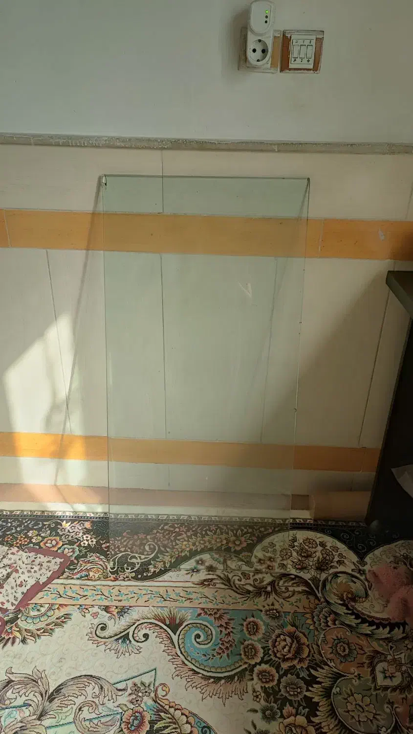 شیشه میز عسلی مبل|مبلمان خانگی و میز عسلی|قم, بنیاد|دیوار