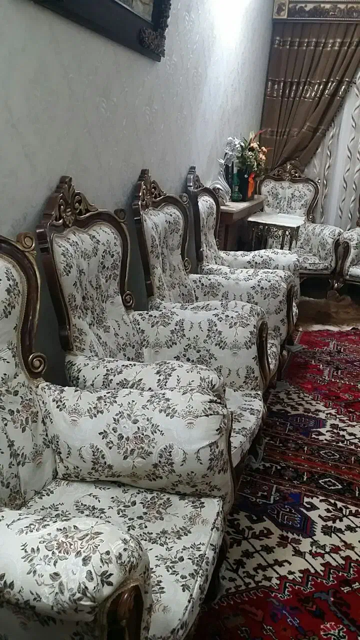 مبل و میز غذاخوری|مبلمان خانگی و میز عسلی|مرند, |دیوار