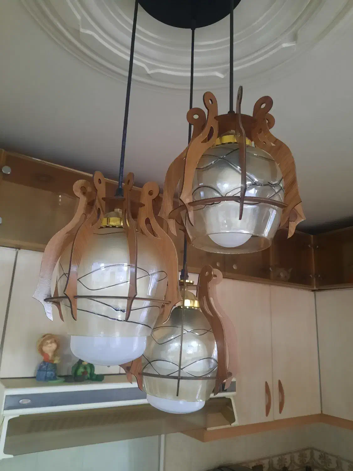 لوستر سه شعله|لوستر و چراغ آویز|کرج, مهرویلا شمالی|دیوار