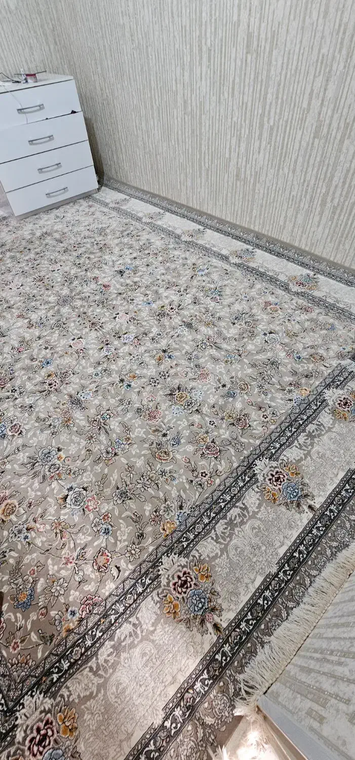 فرش ۱۲متری ۷۰۰شانه|فرش|خرمآباد, |دیوار