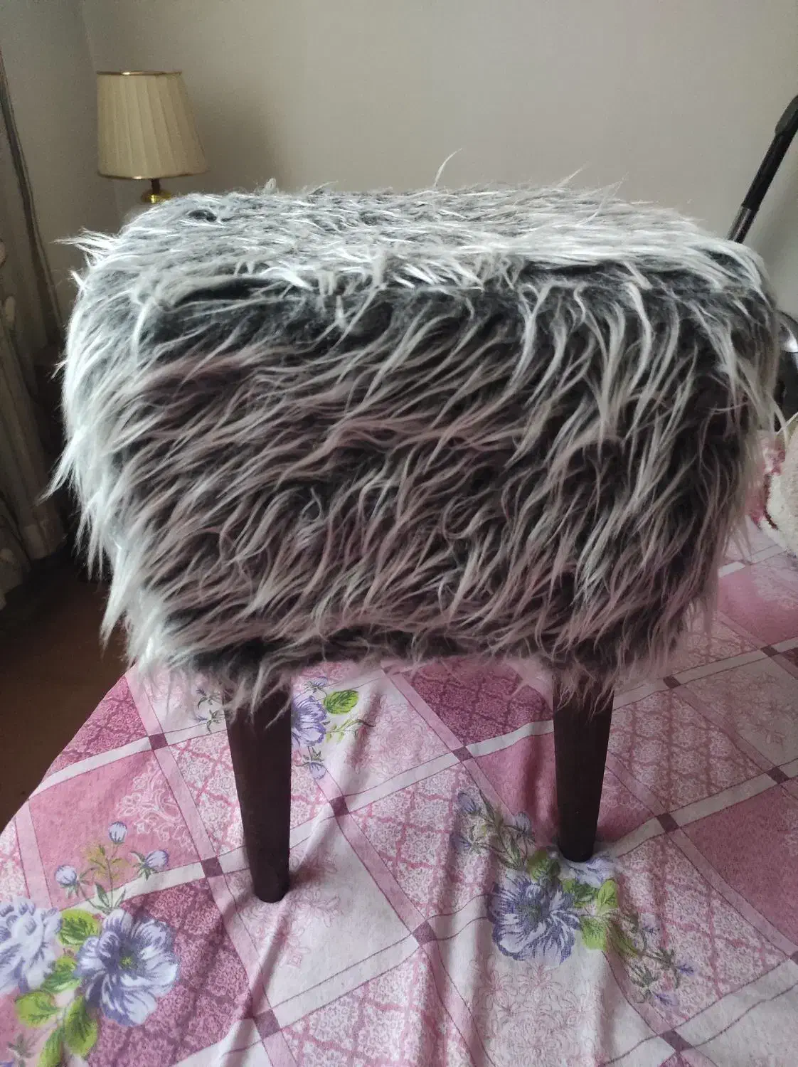 پاف|صندلی و نیمکت|تبریز, |دیوار