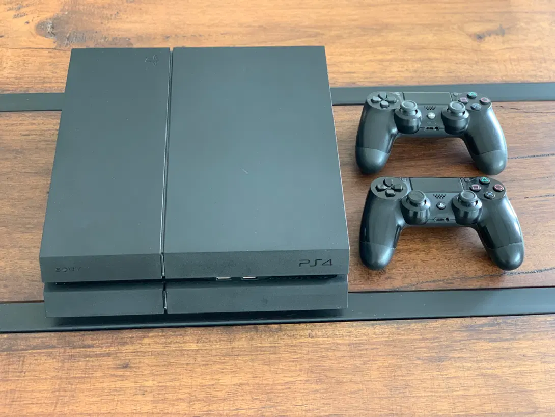 PS4 FAT 1 TB|کنسول، بازی ویدئویی و آنلاین|شیراز, میرزاکوچک خان|دیوار
