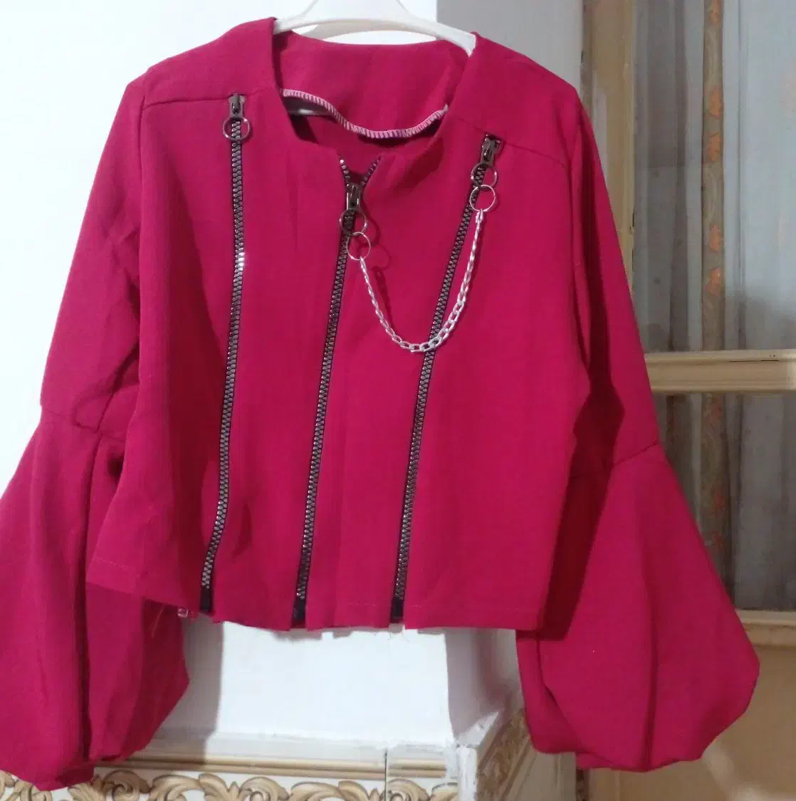 نیم تنه مجلسی|لباس|مراغه, |دیوار