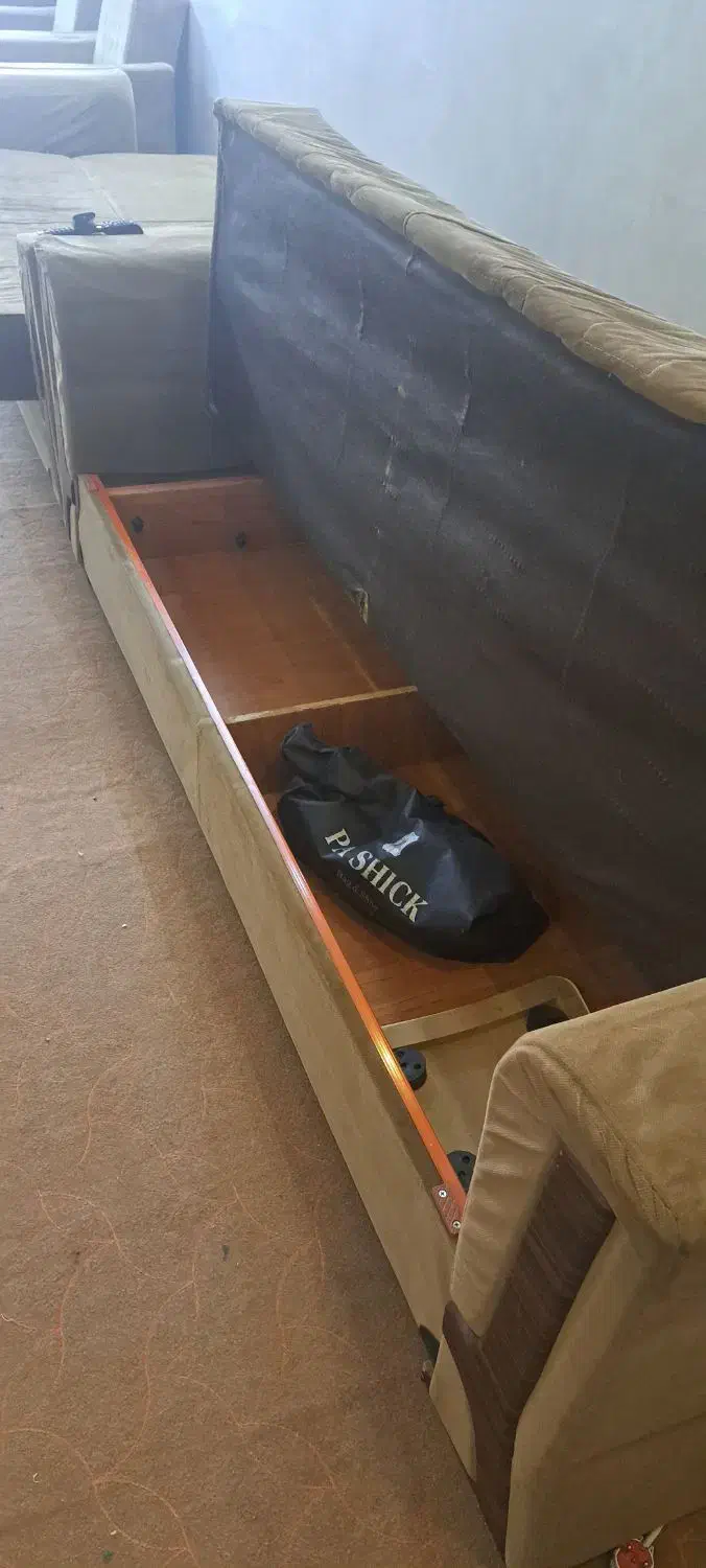 مبل راحتی ۱۰نفری|مبلمان خانگی و میز عسلی|آبیک, |دیوار