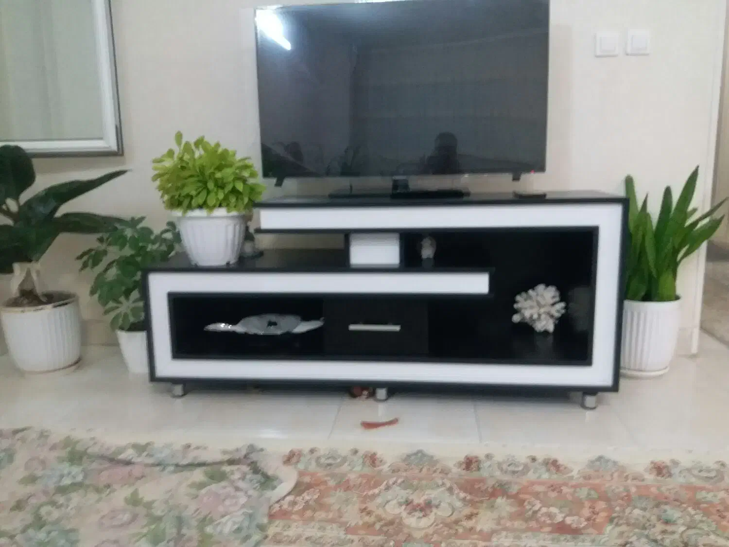 میز تلویزیون ام دی اف|میز تلویزیون|گلبهار, شهر جدید گلبهار|دیوار