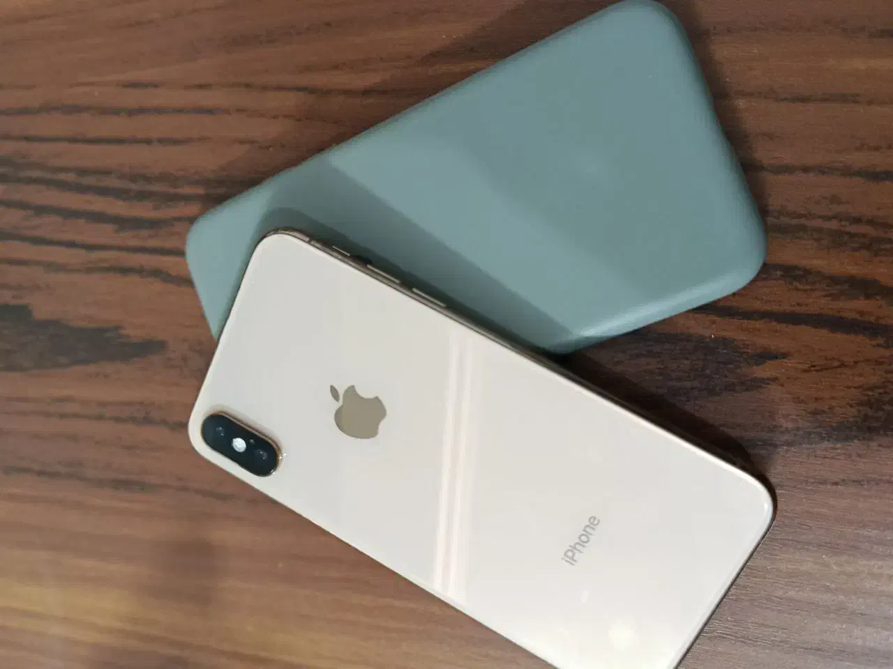 ایفون xs رنگ گلد|موبایل|بجنورد, |دیوار