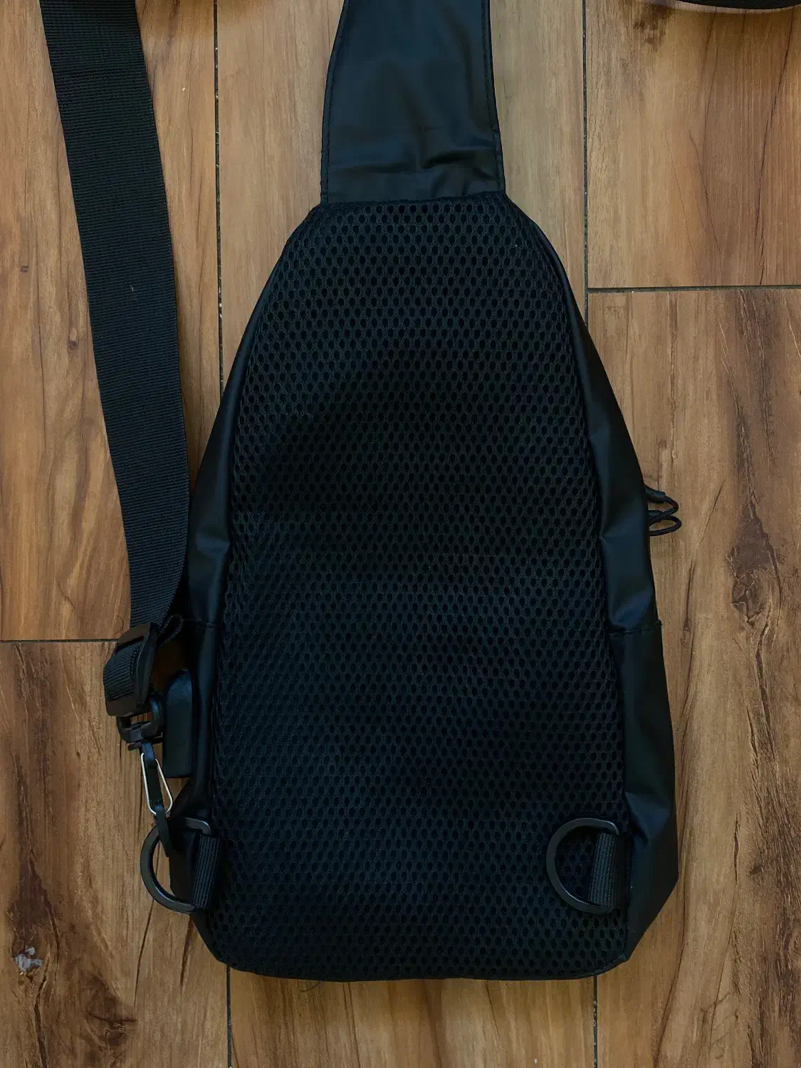 بادی‌ بگ|کیف، کفش، کمربند|بجنورد, |دیوار