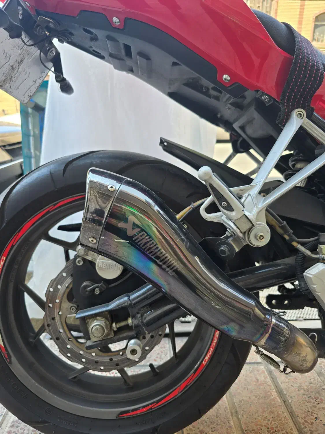 اگزوز اکروپاویچ اصل|قطعات یدکی و لوازم جانبی|اندیشه, اندیشه فاز ۱|دیوار