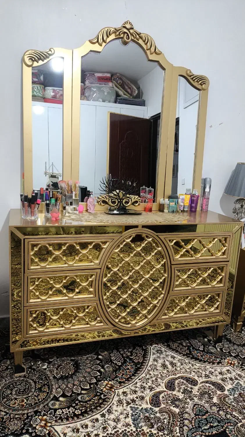 سرویس خواب|تخت و سرویس خواب|کاشمر, |دیوار