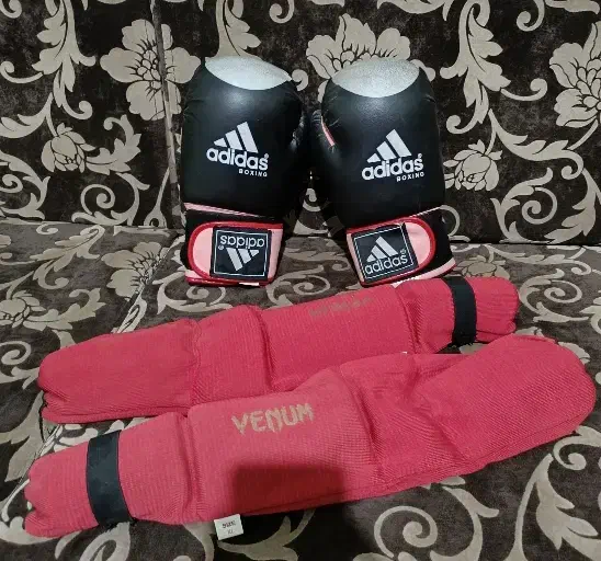 دستکش بوکس و ساق‌بند پا|تجهیزات ورزشی|زاهدان, |دیوار