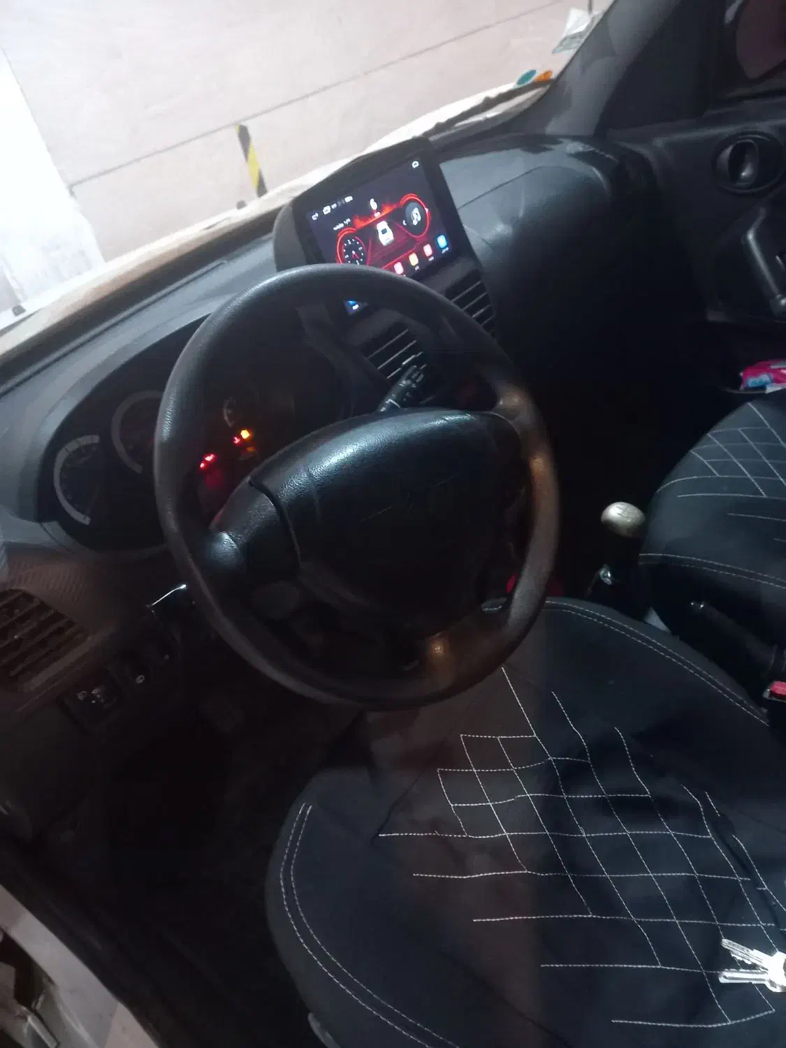 کوئیک سفید مشکی ۹۹|خودرو سواری و وانت|بیرجند, |دیوار