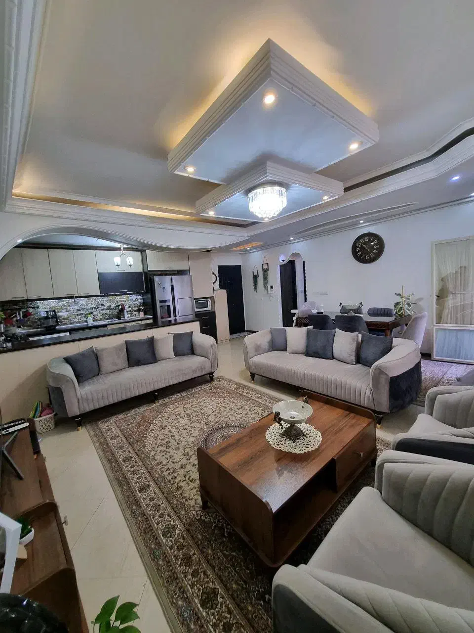 فروش واحد ۶۲ متری خوش نقشه در خیابان صدر|فروش آپارتمان|لاهیجان, کاروانسرابر|دیوار