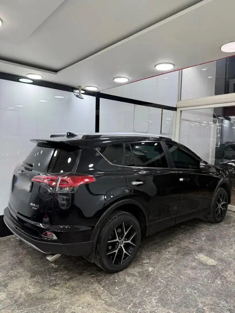 تویوتا رافور ۲۰۱۸|خودرو سواری و وانت|تهران, دردشت|دیوار