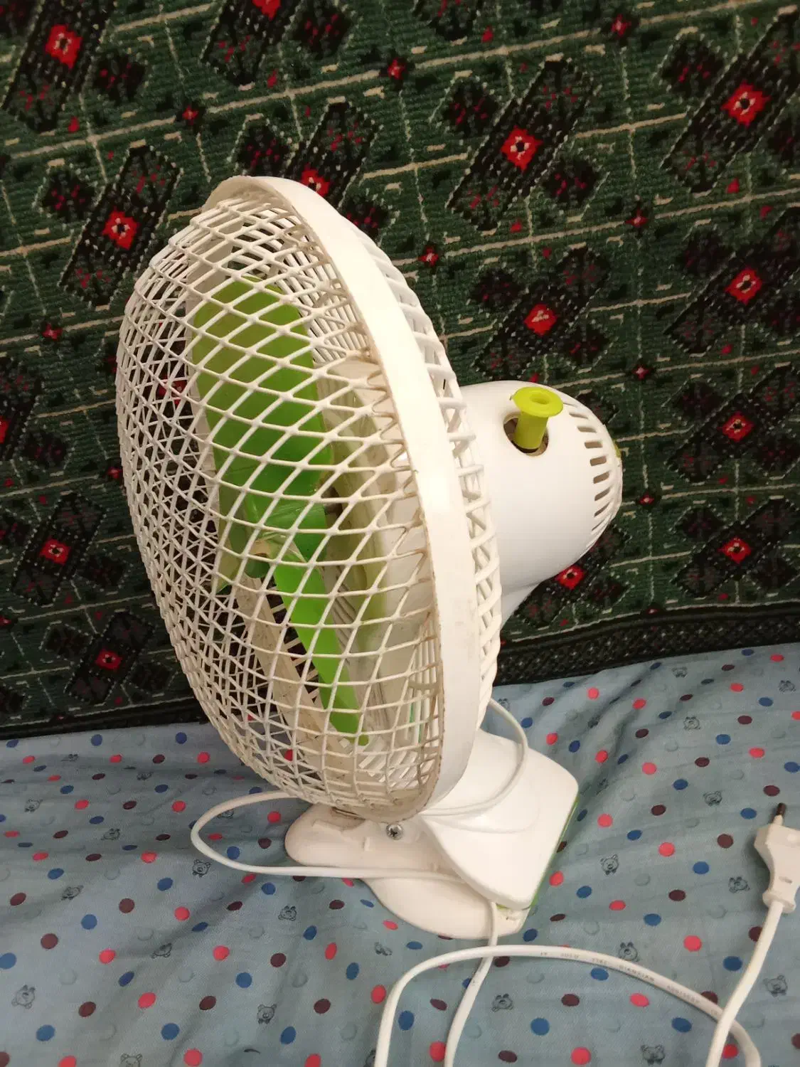 پنکه کوچک|پنکه و تصفیه‌کنندهٔ هوا|شیروان (خراسان), |دیوار