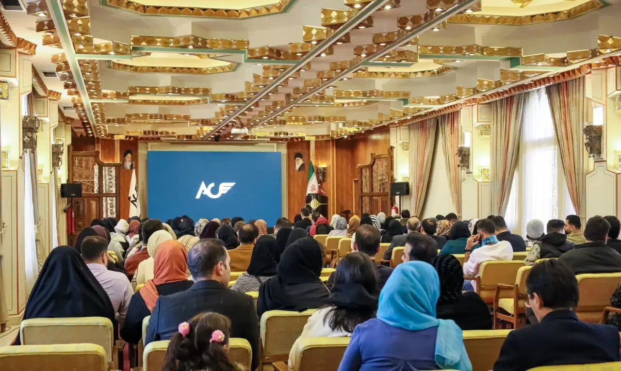 آموزش اپراتوری دستگاه لیزر مو با مدرک معتبر رایگان|خدمات آموزشی|شیراز, کاراندیش|دیوار