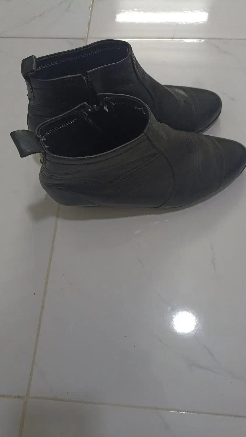 نیم بوت|کیف، کفش، کمربند|گرگان, |دیوار