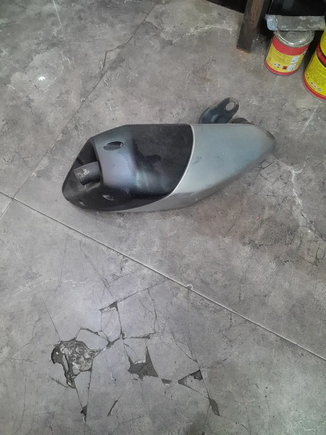 اگزوز فابریک rs 200|قطعات یدکی و لوازم جانبی|تهران, جنتآباد مرکزی|دیوار