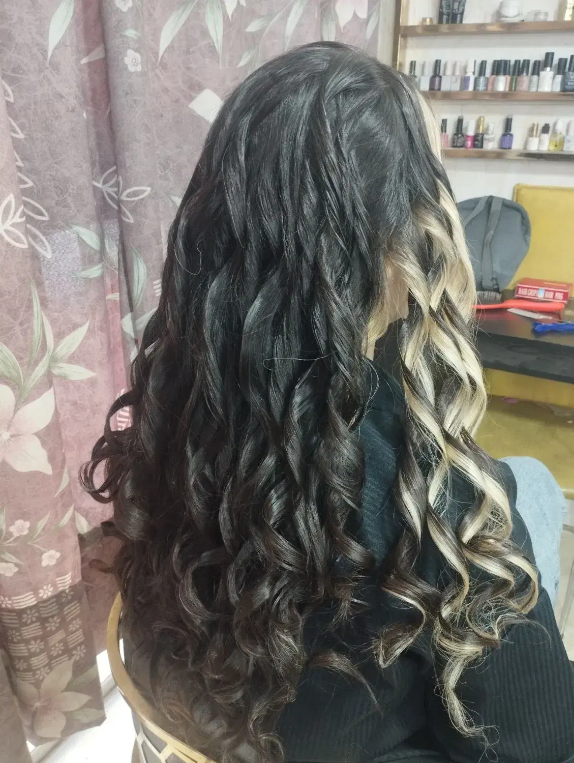 میکاپ و شنیون کرلی|خدمات آرایشگری و زیبایی|تهران, شمیران‌نو|دیوار