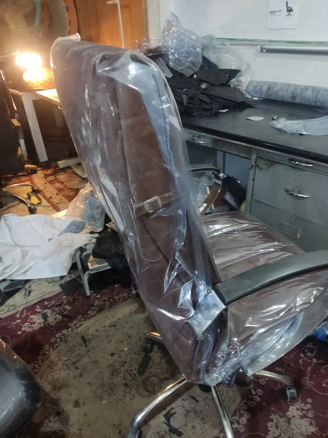 صندلی مدیریتی لیو/درحد|مبلمان اداری|نسیمشهر, |دیوار