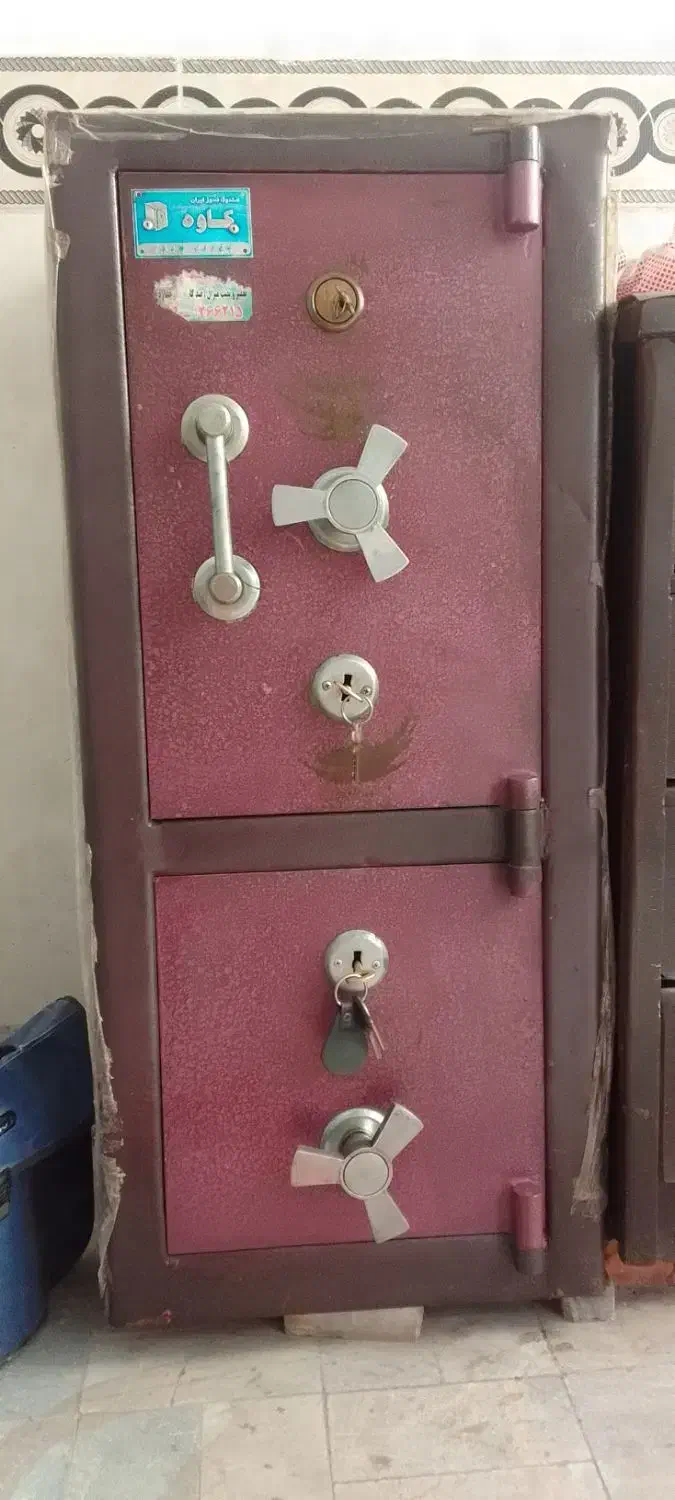 گاوصندوق و ماشین لباسشویی ۸کیلویی|ماشین لباسشویی و خشک‌کن لباس|بهارستان, |دیوار