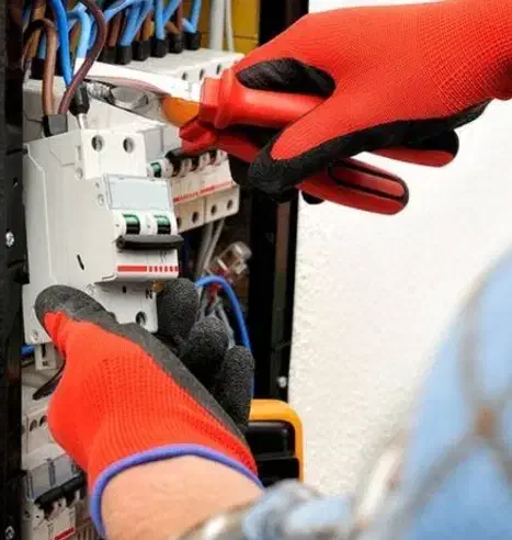 برقکار برقکاری ساختمان نصب دوربین دزدگیر|خدمات پیشه و مهارت|کرمانشاه, |دیوار