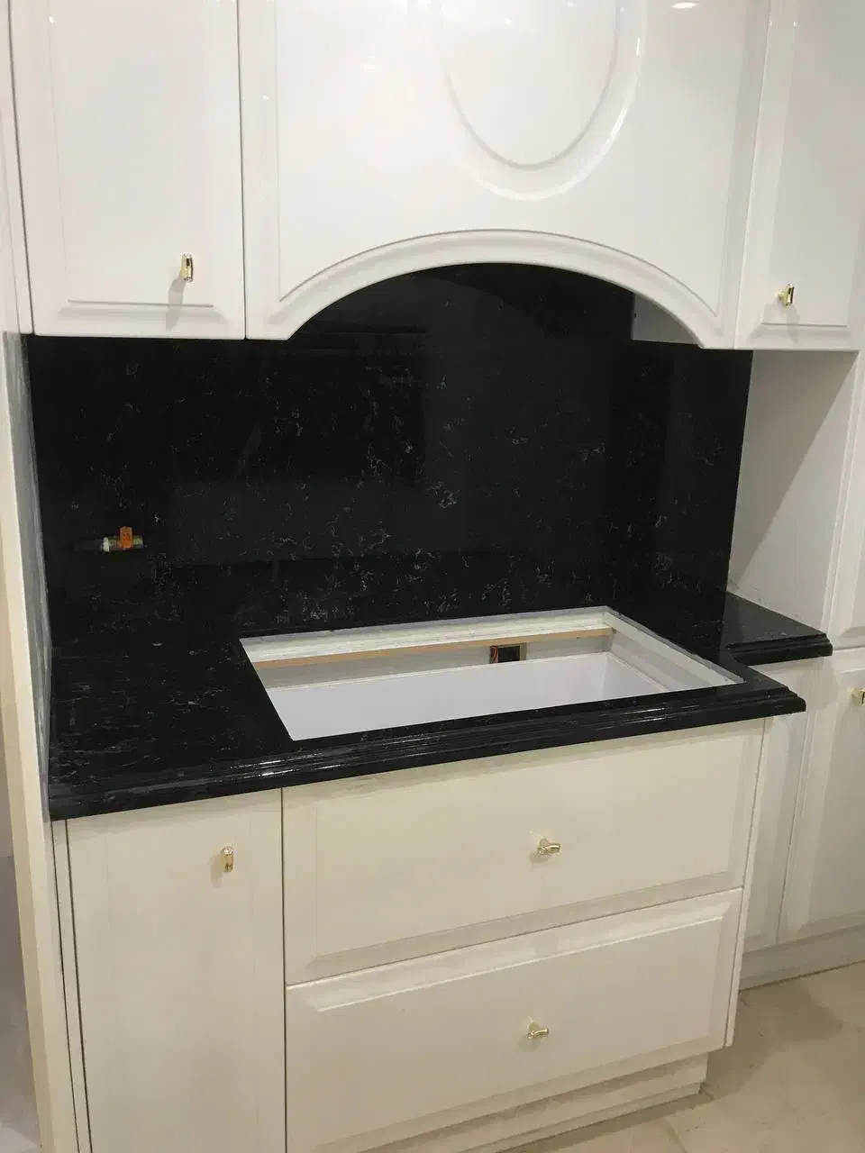 صحفه کابینت کانترتاپ کورین کوارتز سنگ هنکس ال جی|خدمات پیشه و مهارت|تهران, دروازه شمیران|دیوار