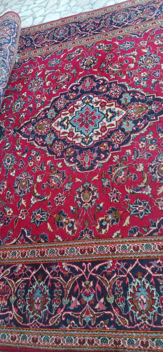 فرش دستبافت ۹ متری کار کرده|فرش|رشت, نامجو|دیوار