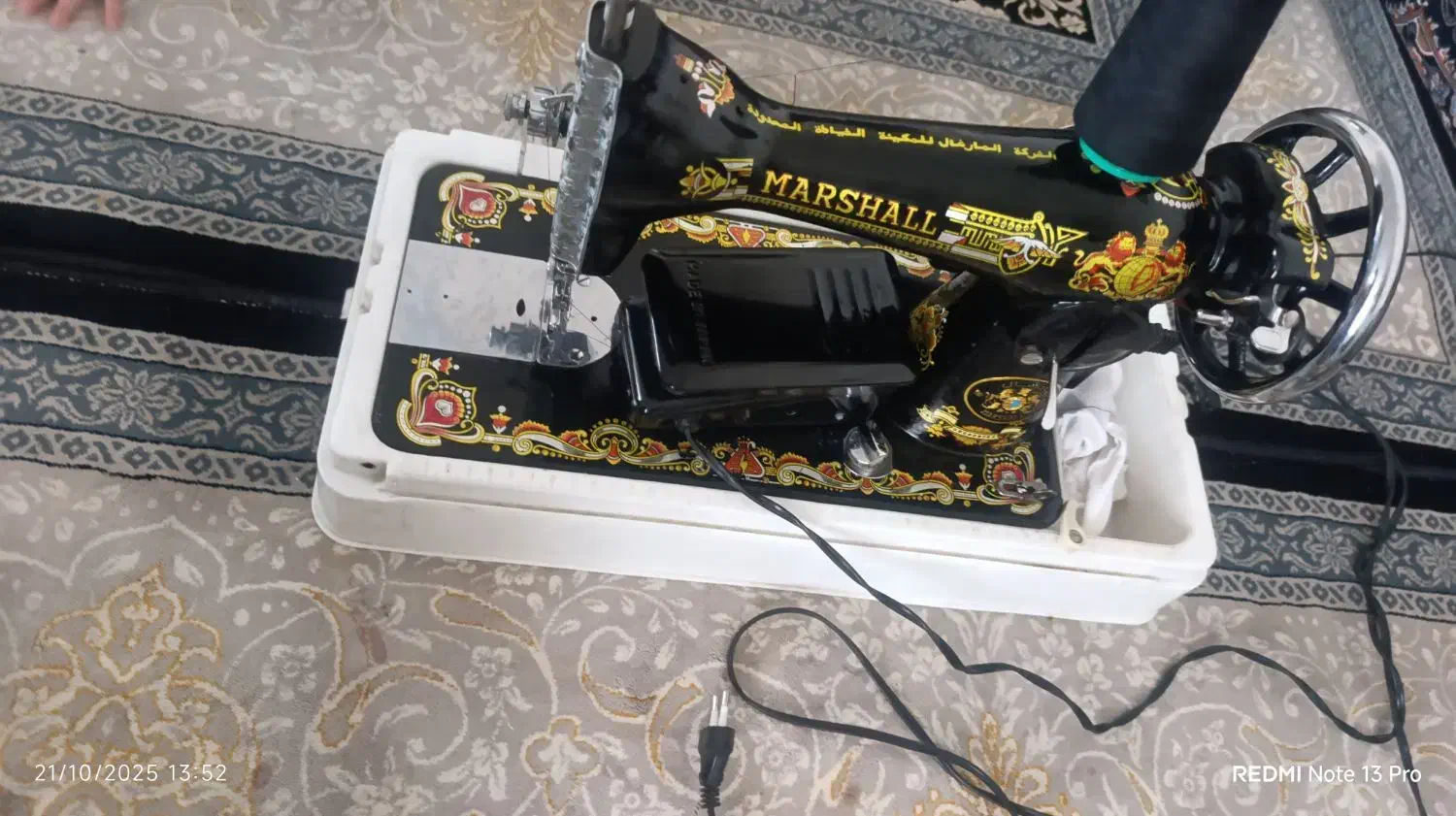 چرخ خیاطی در حد برقی|چرخ خیاطی و ریسندگی|گرمسار, |دیوار