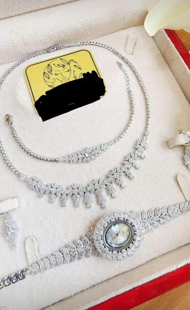 ساعت زنانه نقره بازار میدان نمازسرویس نقره حمیدی|بدلیجات|تبریز, |دیوار