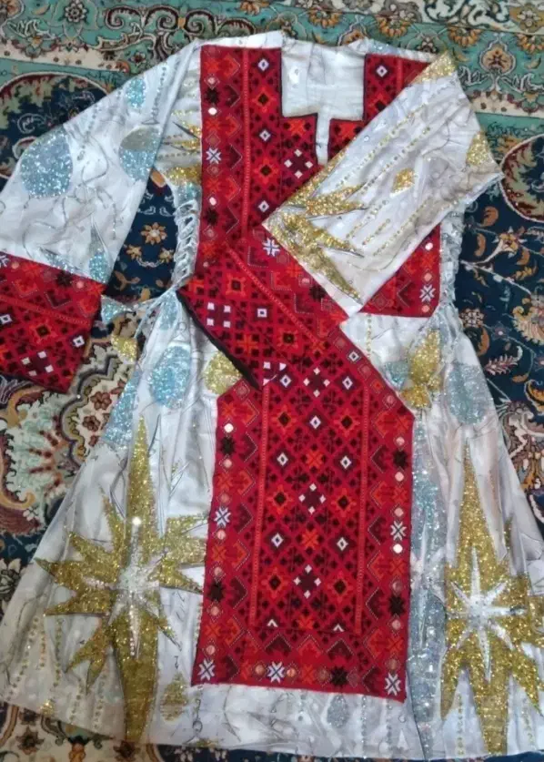 خیاط (خیاطی لیدی)|لباس|گلبهار, شهر جدید گلبهار|دیوار