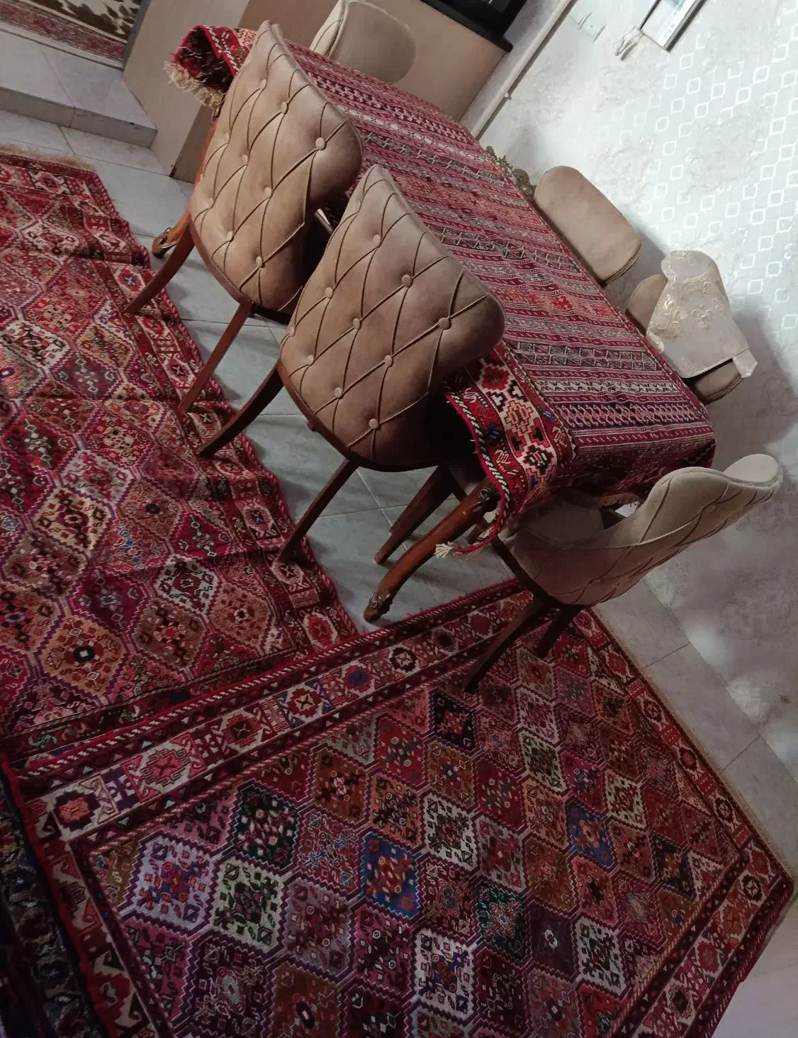 ورنی نماد هنر آذربایجان|گلیم، جاجیم، گبه|تبریز, |دیوار