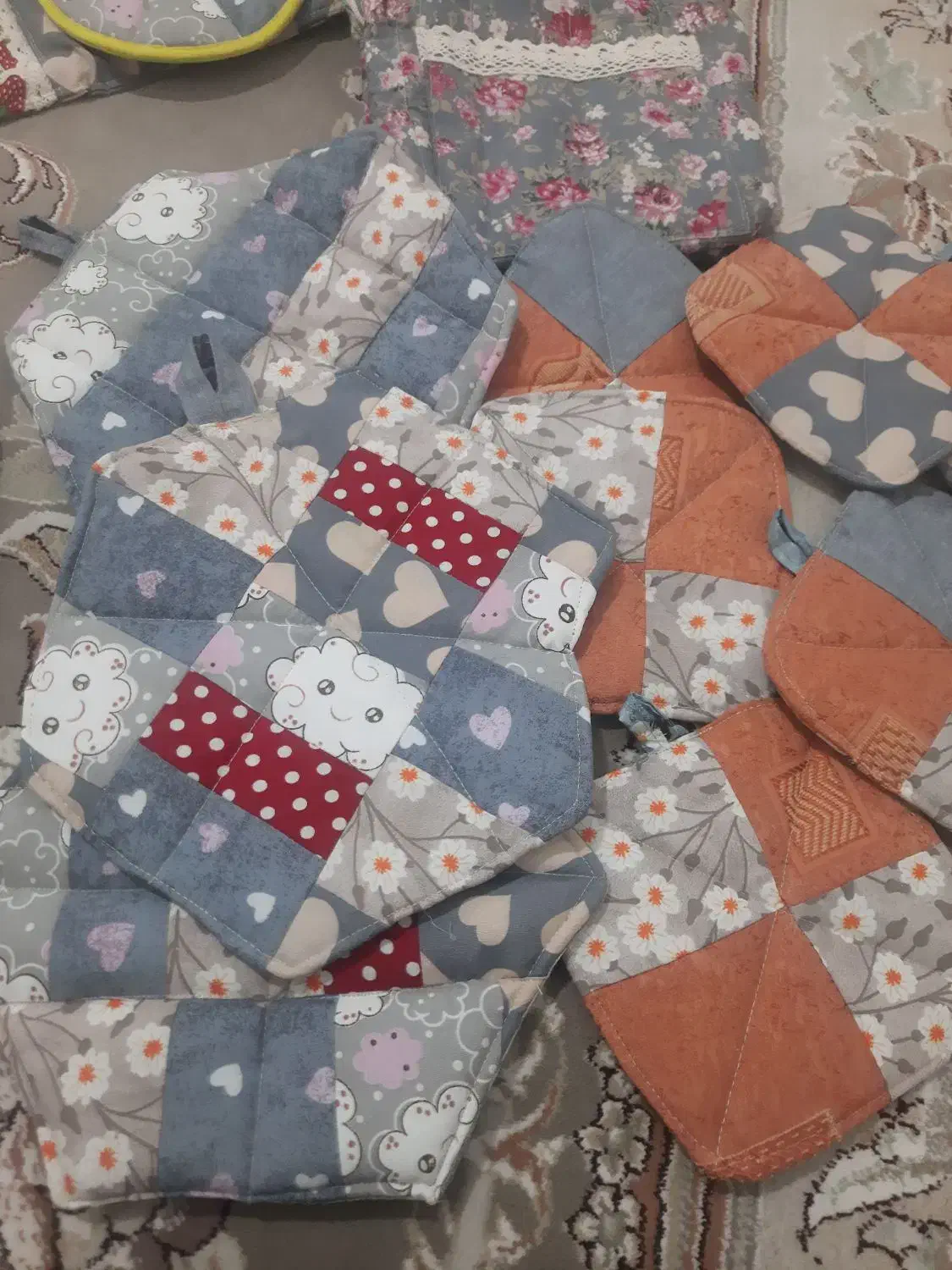 تهیه ودوخت سرویس آشپزخانه بابهترین دوخت|سفره، حوله، دستمال آشپزخانه|الیگودرز, |دیوار