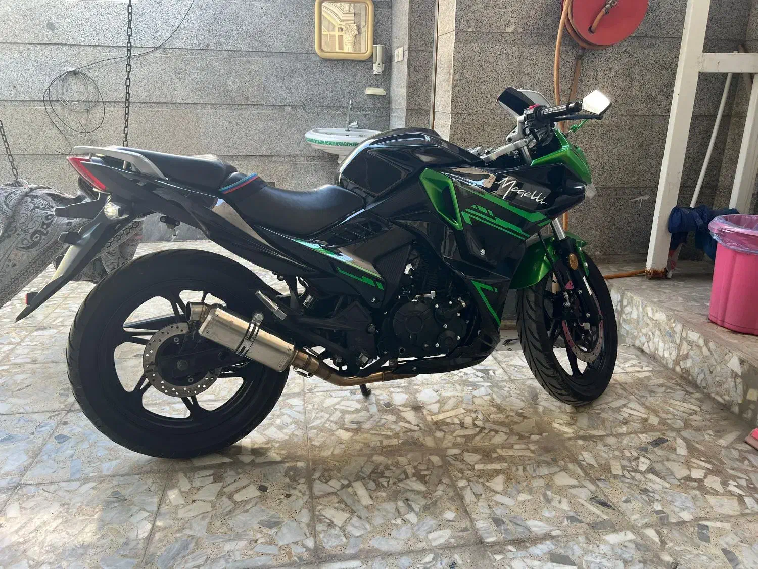 مگلی ۲۰۰ خشک|موتورسیکلت|اهواز, کمپلو شمالی|دیوار