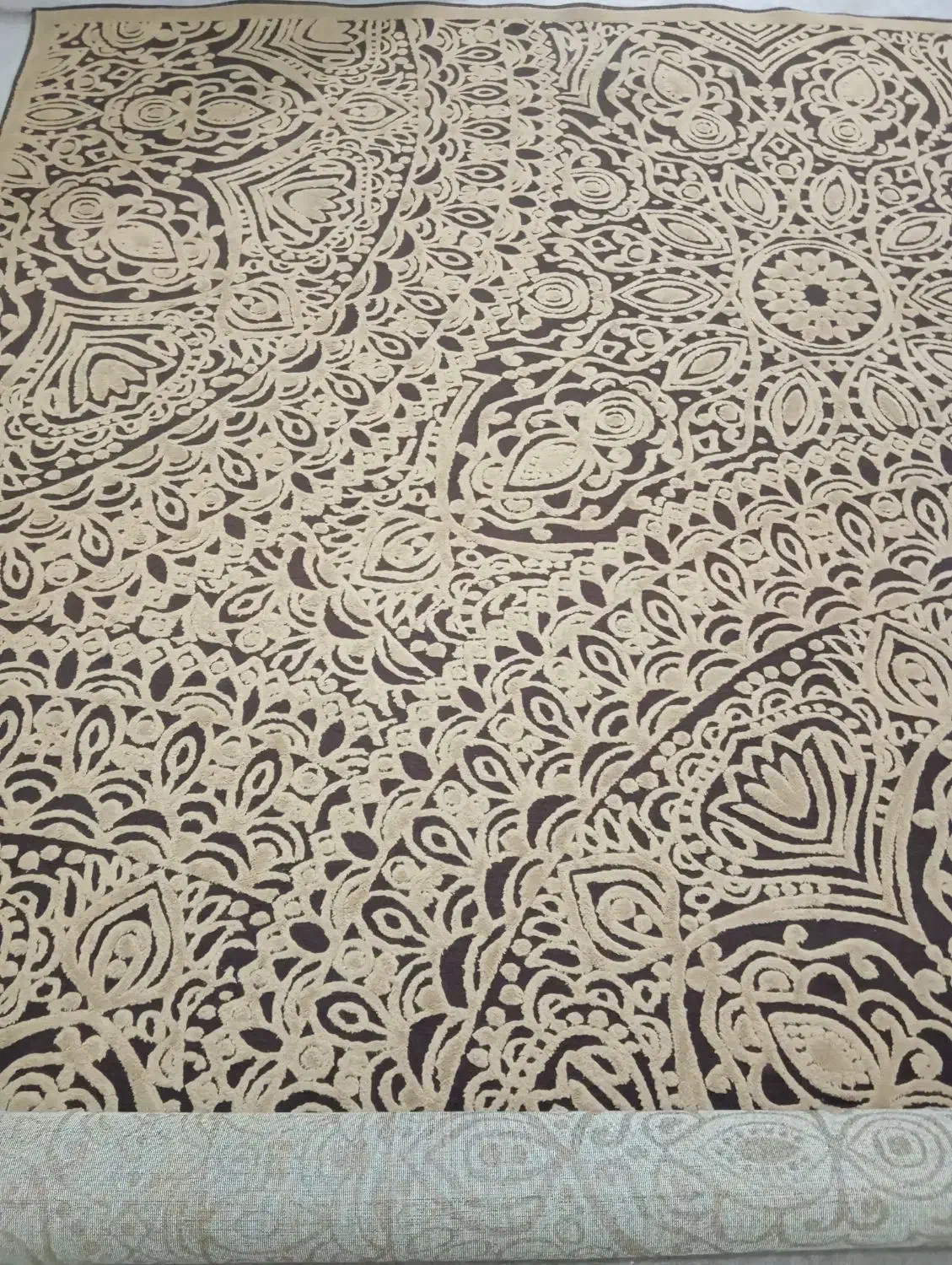 فرش ترک|فرش|اهواز, کوی مهدیس|دیوار