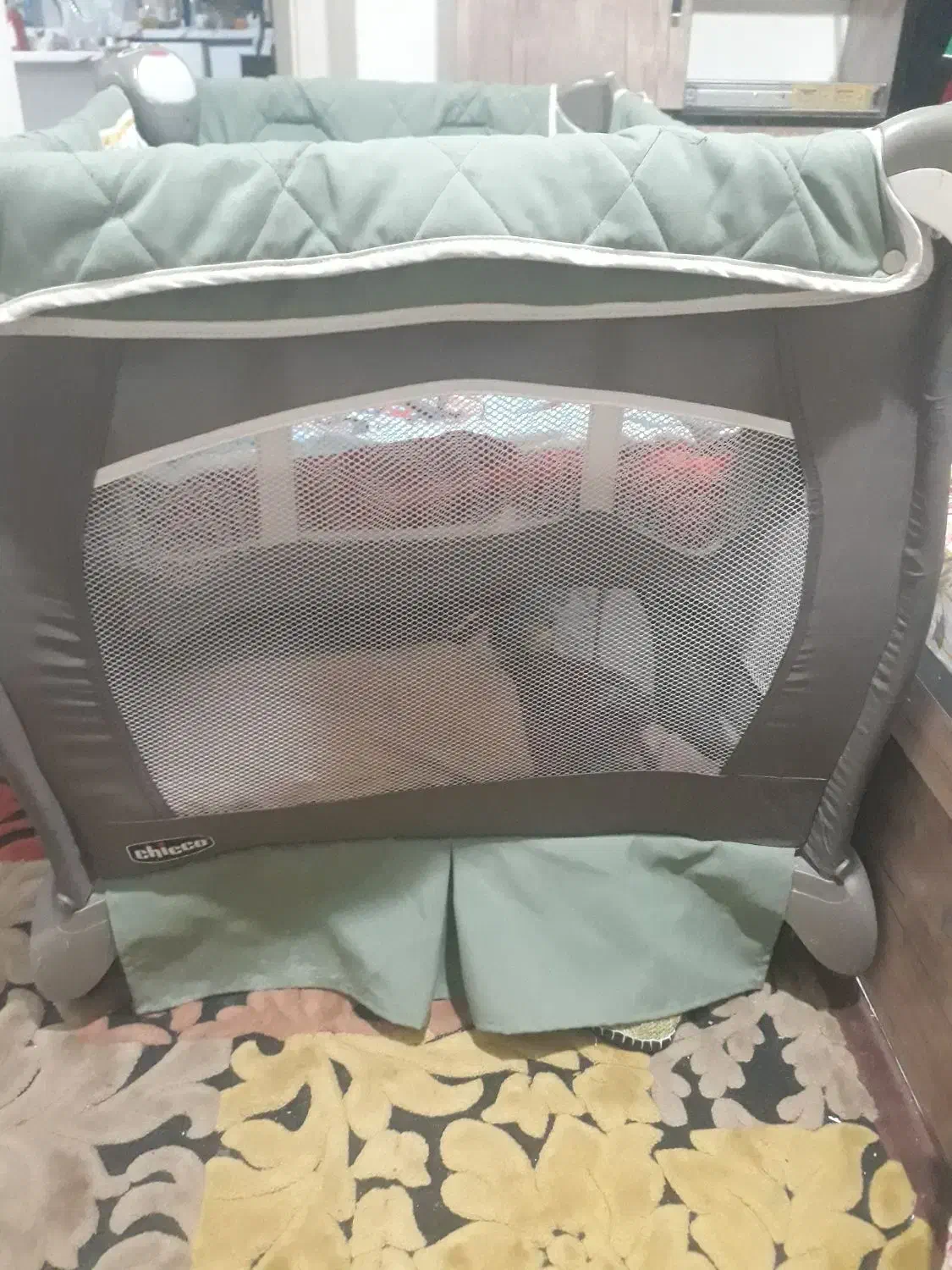 گهوار|تخت و صندلی بچه|محمدشهر, شهرک پیام (مهرالبرز)|دیوار