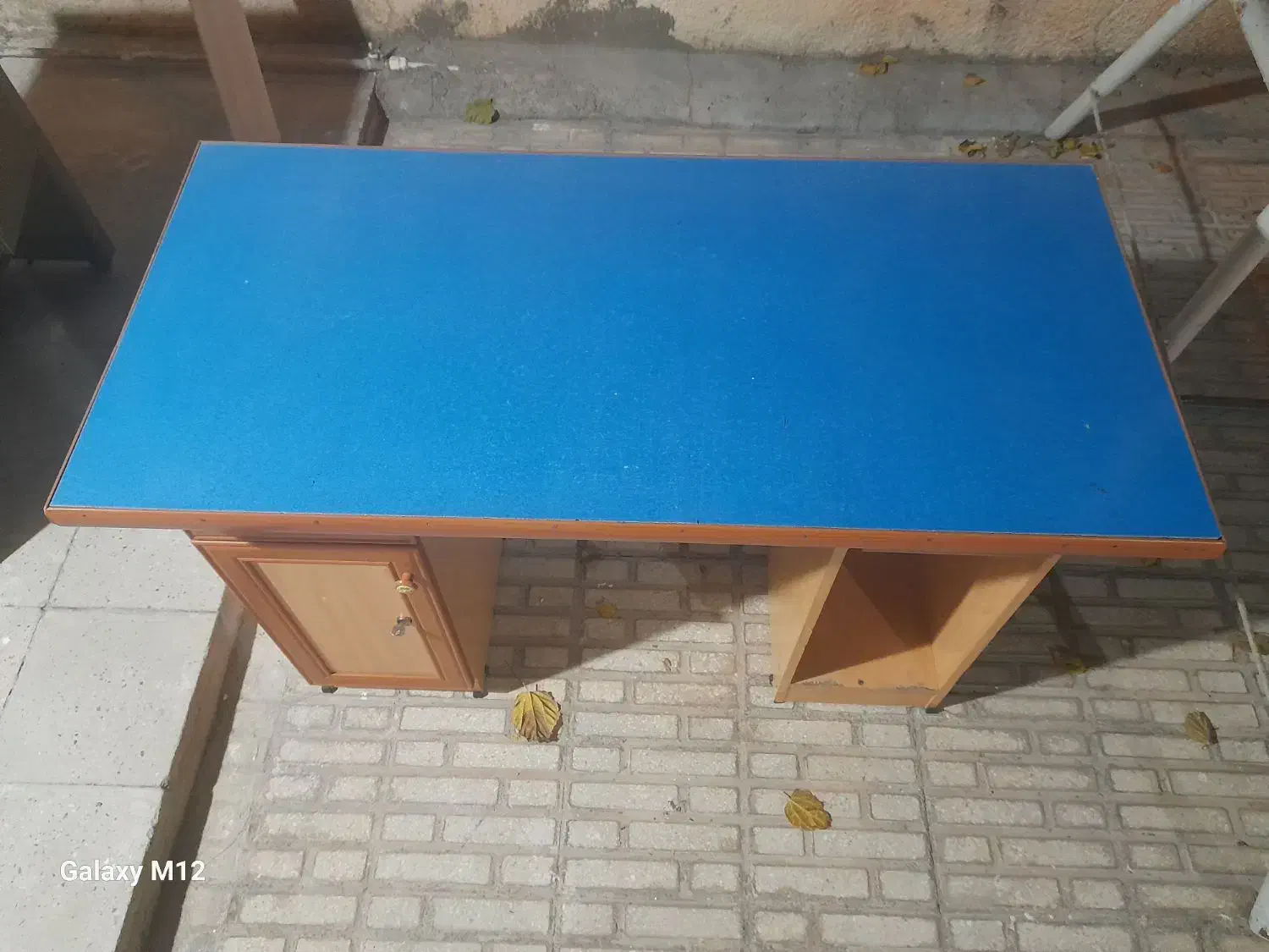 میز نهارخوری و میز تحریر به همراه صندلی گردان|میز و صندلی غذاخوری|کرمانشاه, |دیوار