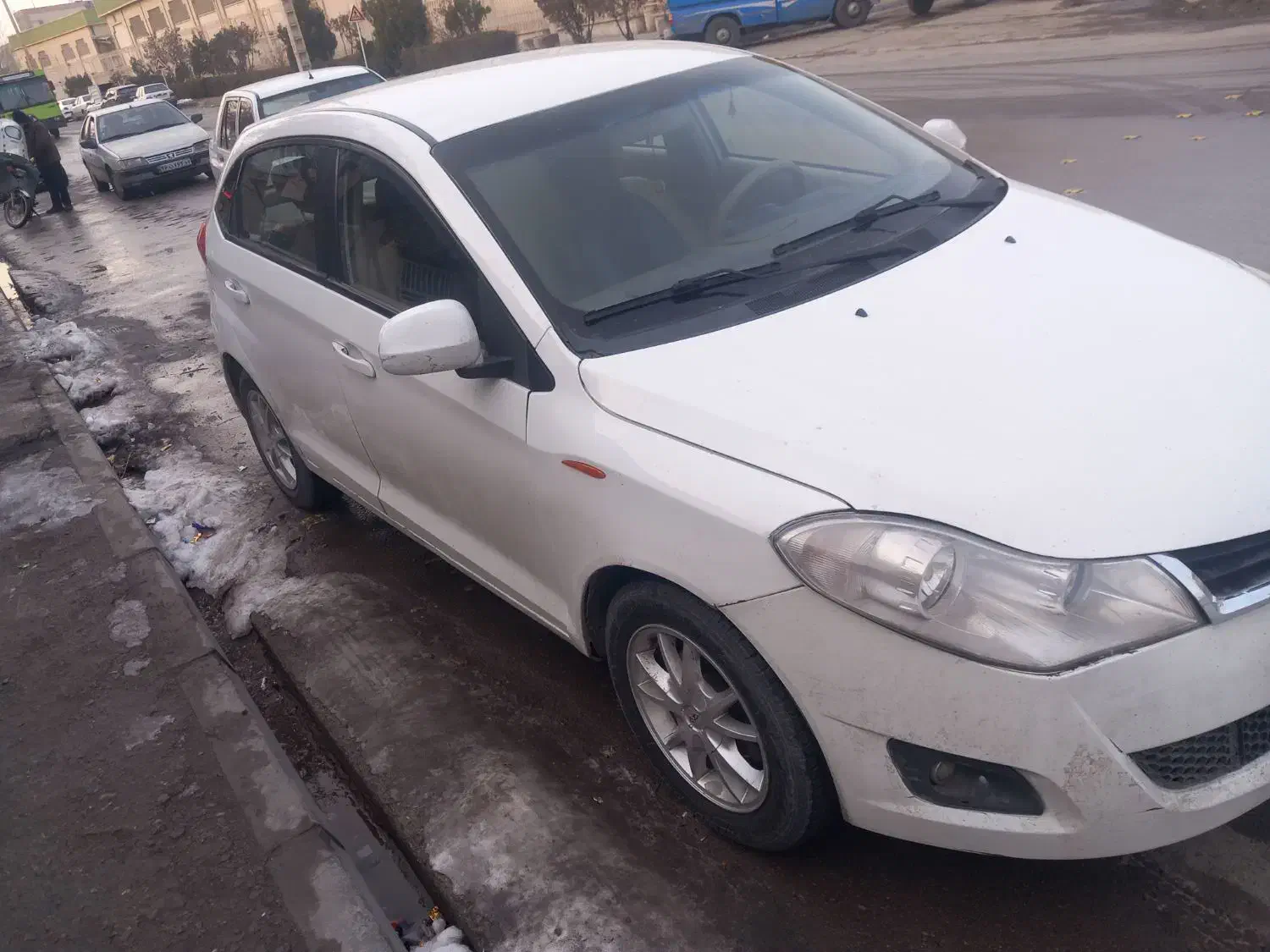 ام وی ام ۳۱۵مدل ۹۱|خودرو سواری و وانت|مشهد, بهمن|دیوار