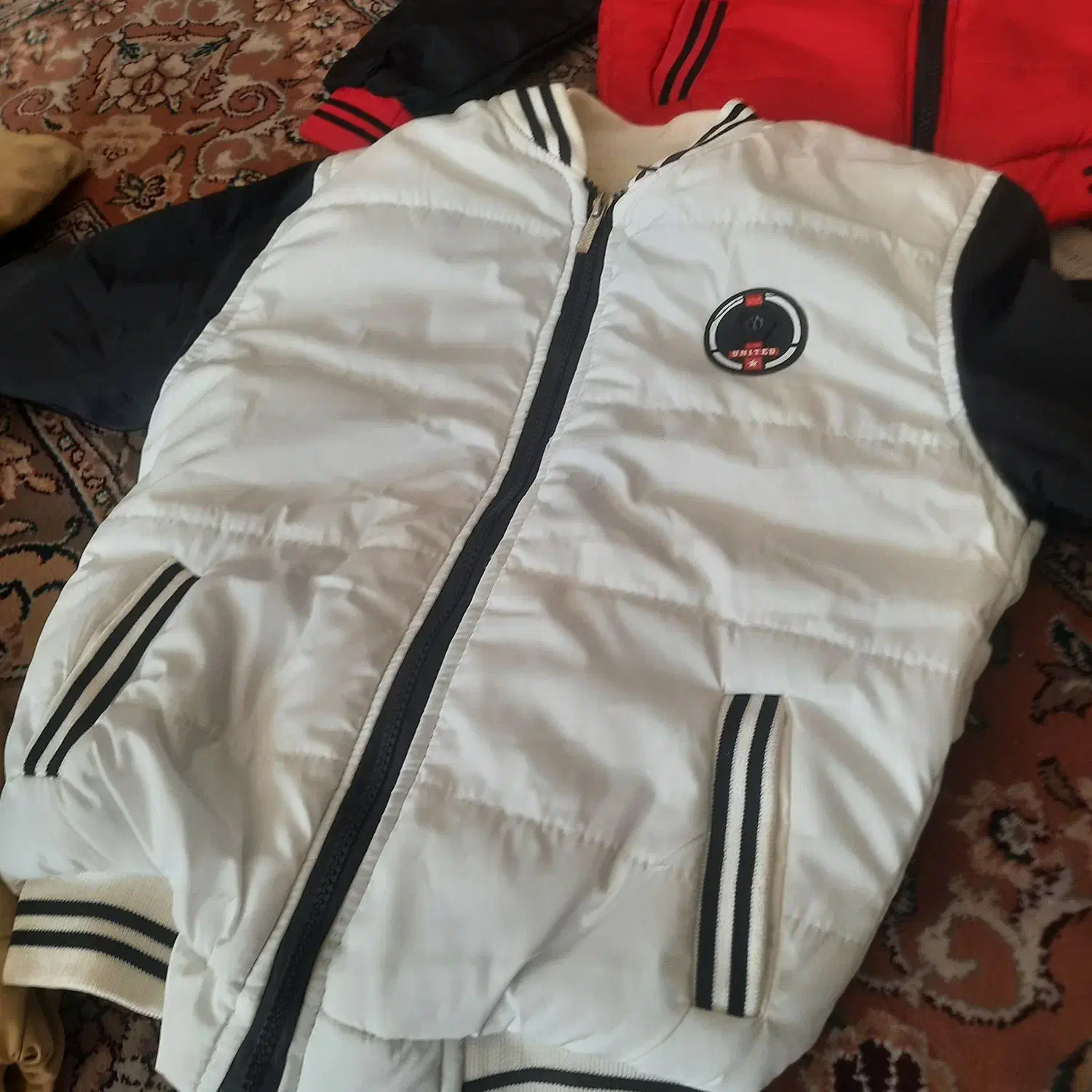 سلام فروش تعدادی کاپیشن باقیمت مناسب|کفش و لباس بچه|مبارکه, |دیوار