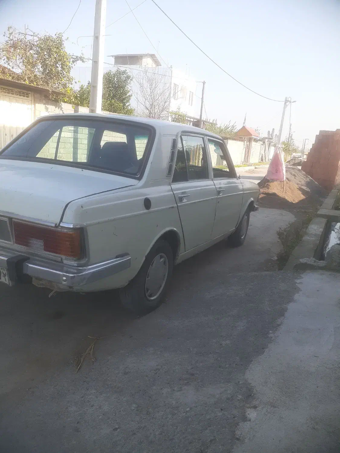 پیکان ۸۳ بیرنگ در حد|خودرو سواری و وانت|آمل, |دیوار