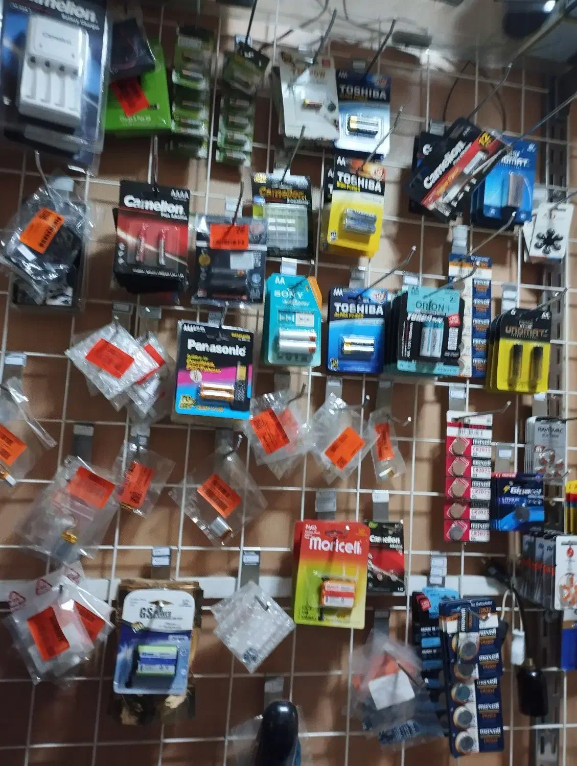 ارائه خدمات و انواع باطری های شارژی وغیره شارژی|قطعات و لوازم جانبی رایانه|سنندج, |دیوار