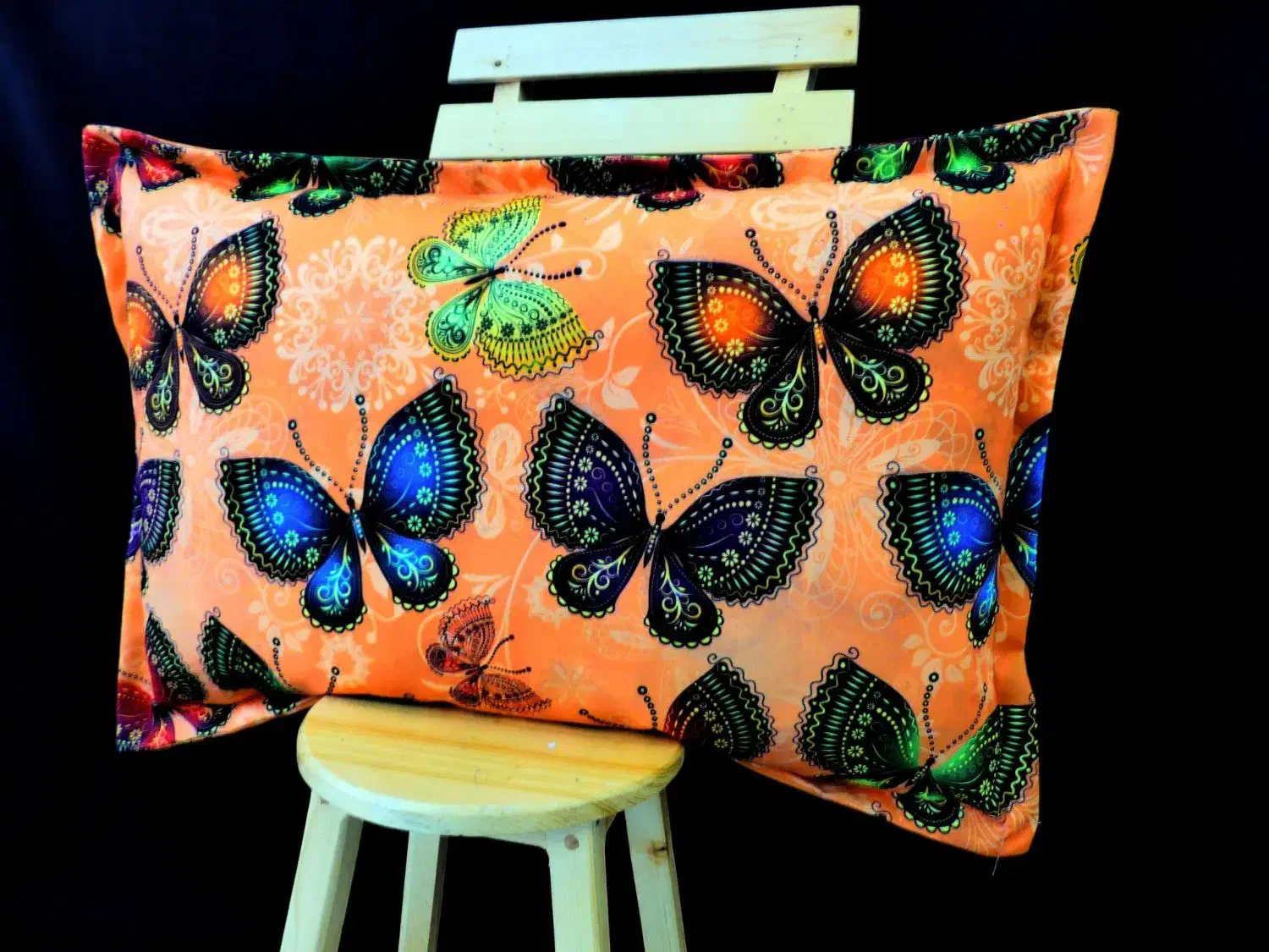 فروش کاور مبل جذب پارچه ای|خدمات پیشه و مهارت|قائن, |دیوار