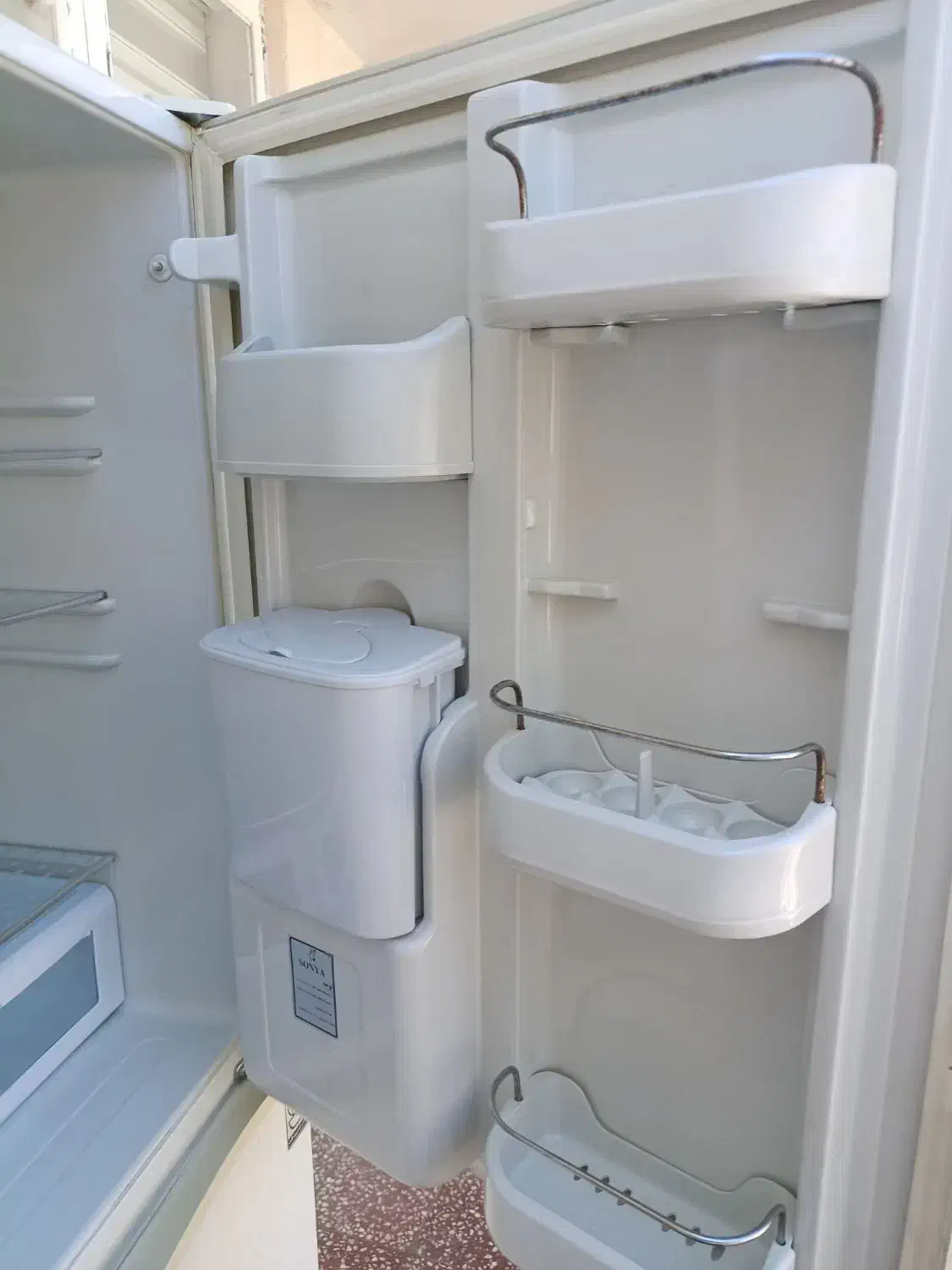 یخچال فریزر سونیا|یخچال و فریزر|صحنه, |دیوار