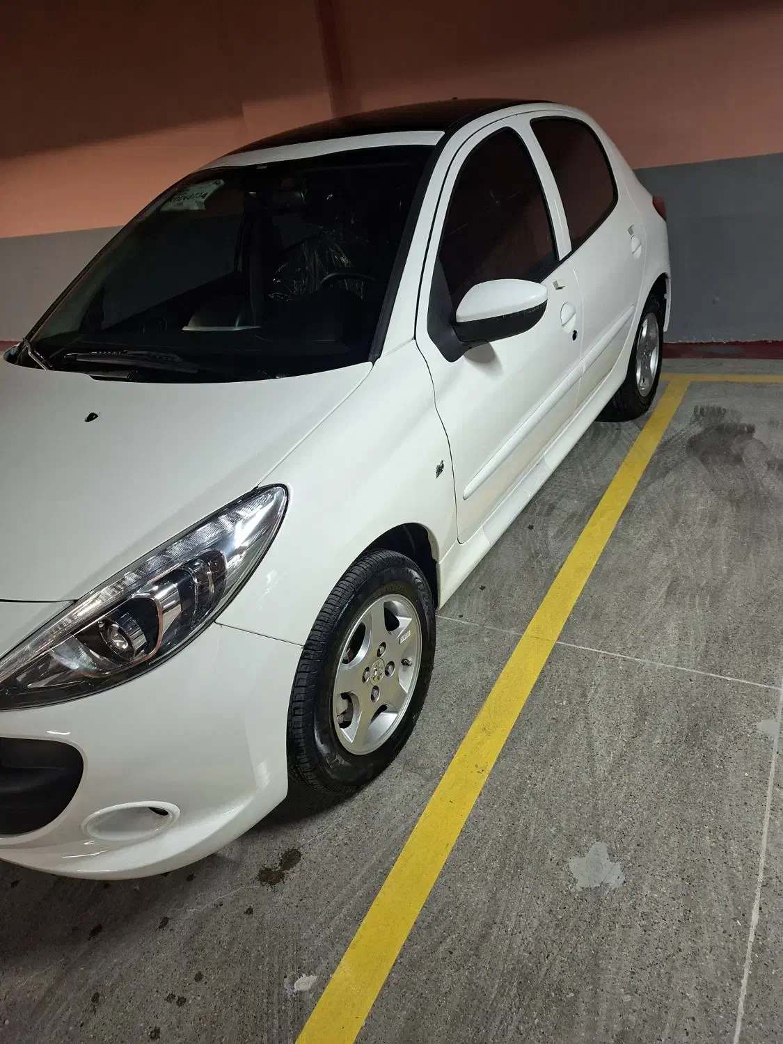 پژو ۲۰۷ پانا ارتقا یافته|خودرو سواری و وانت|ری, سرتخت|دیوار