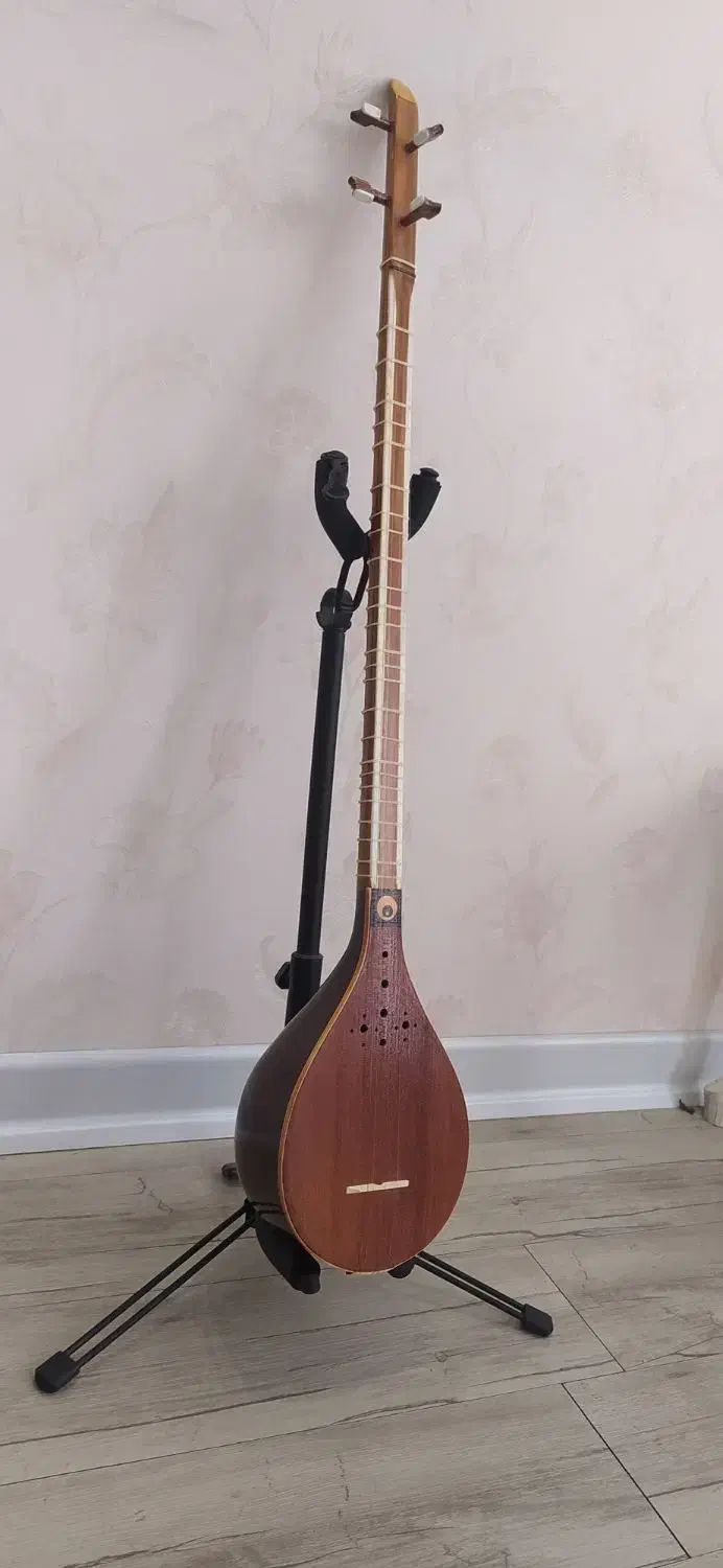 فروش ساز سه تار کاسه یک تیکه نو نو|سازهای سنتی|شهرکرد, |دیوار