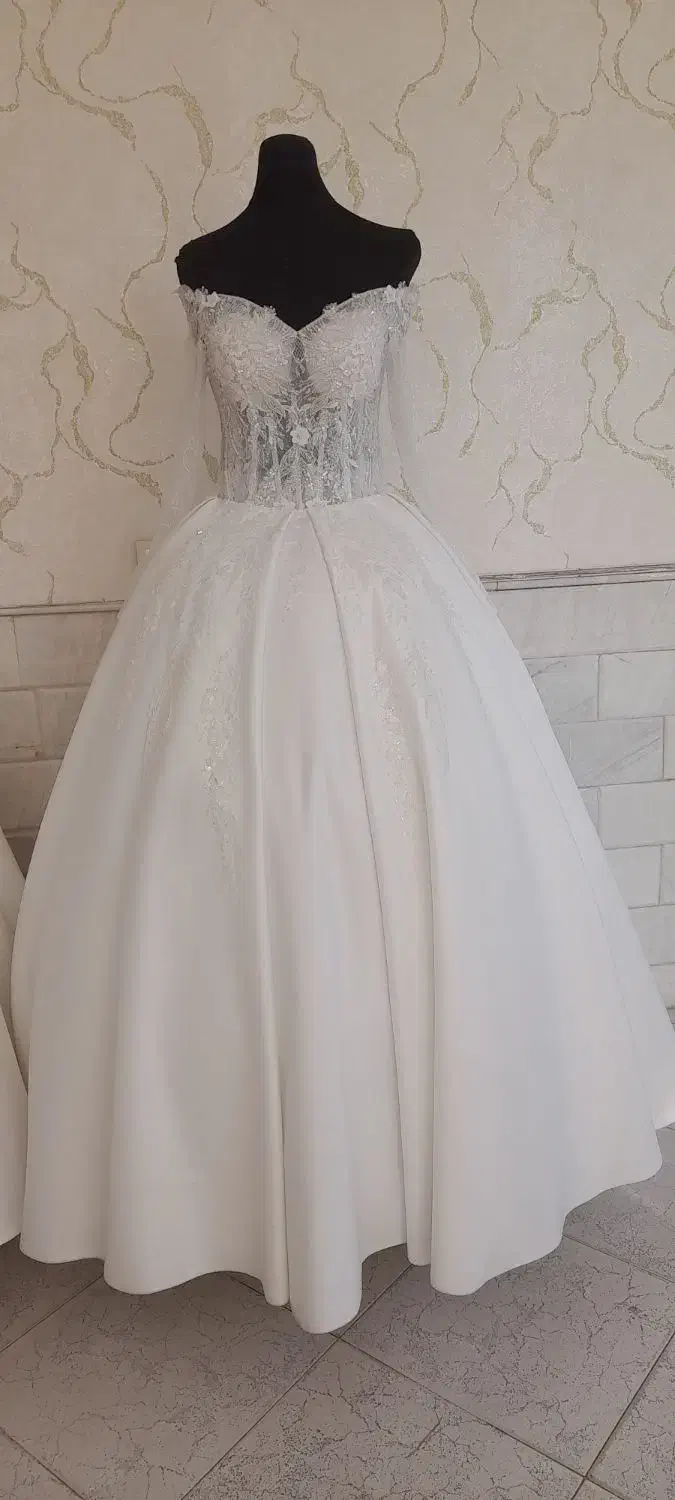 فروش لباس عروس تن پوش اول|لباس|کاشان, دانش|دیوار