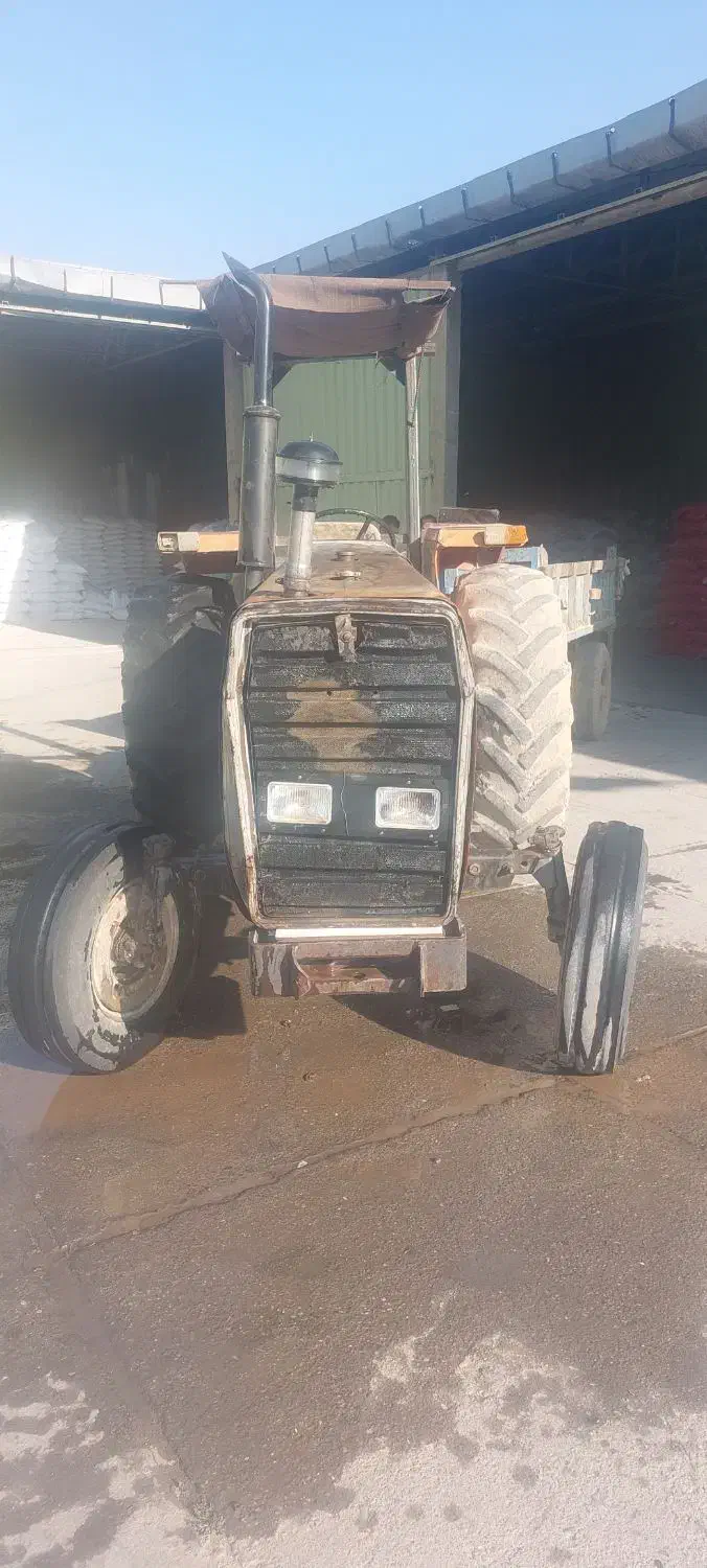 تراکتور ۲۸۵مدل۸۲بشرط سالمی|خودرو سنگین|دورود, |دیوار