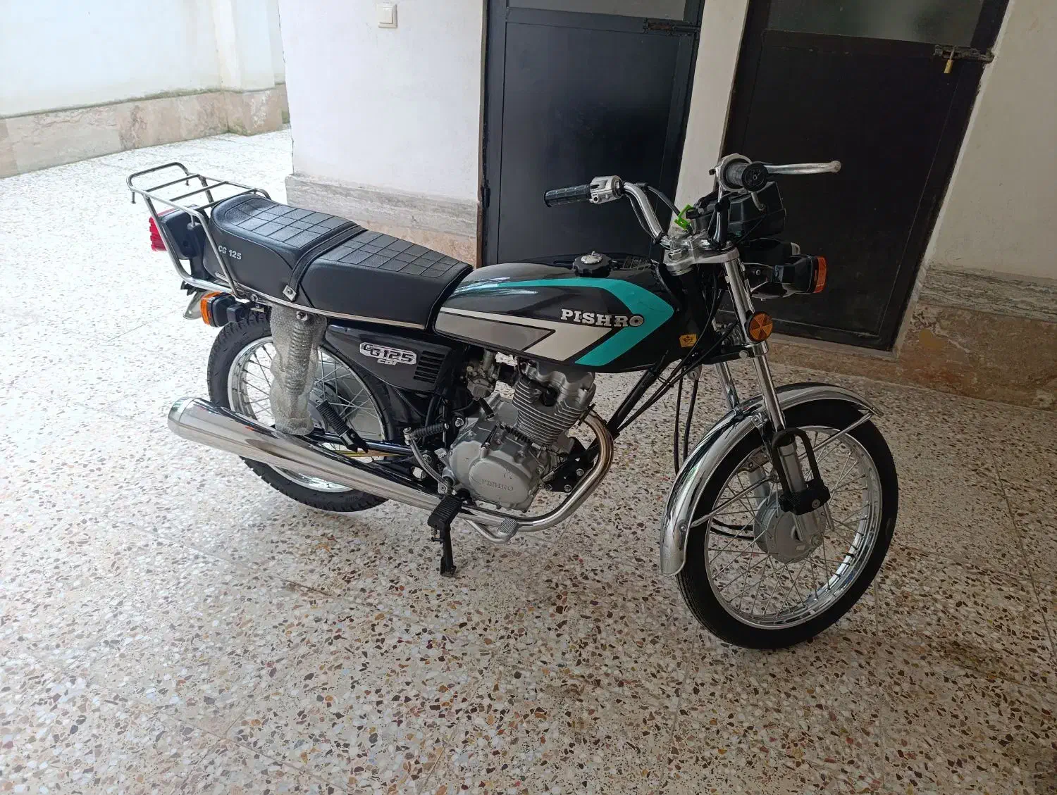 موتور هندا ژاپن مدل ۸۱ خشک...|موتورسیکلت|فومن, |دیوار